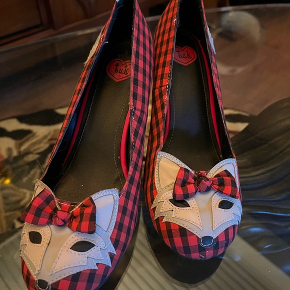 Tuk heels size 7 - Picture 2 of 6